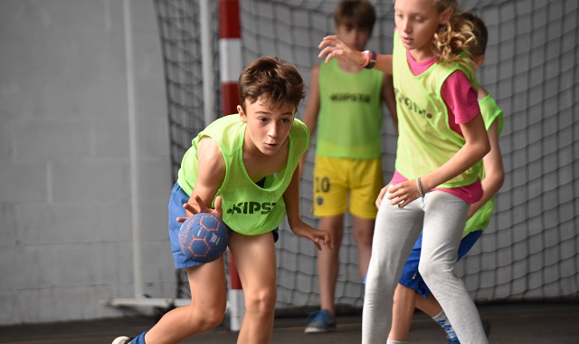 colo-ete-2019-juillet-aout-handball-piscine-multisports-aqualand-accrobranche-moissac-imagine-lille-paris-tgv-1